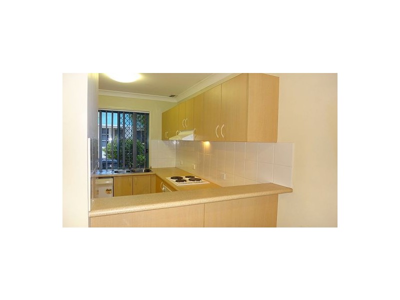 02/11 Oakmont Ave, Oxley QLD 4075