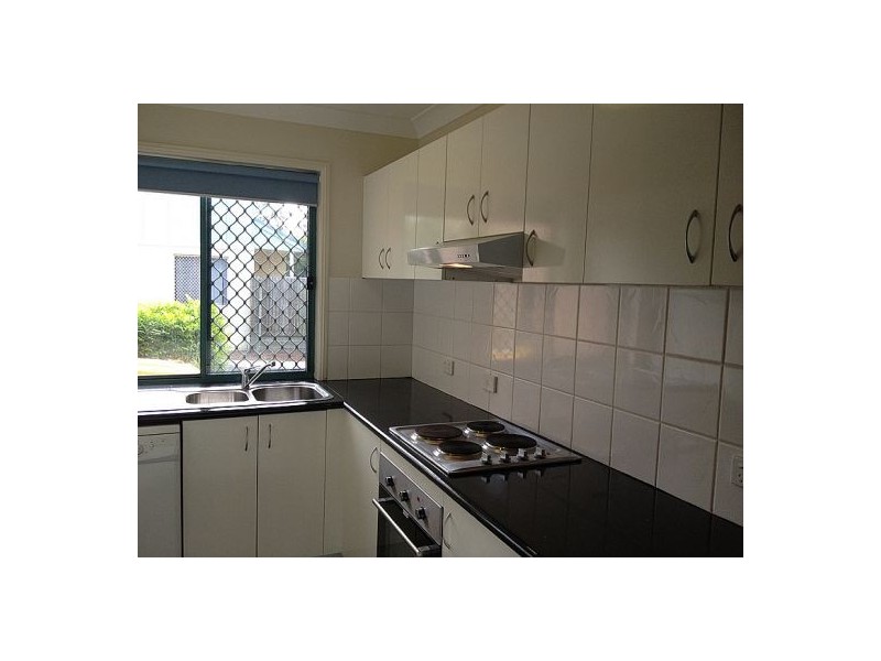 13/11 Oakmont Ave, Oxley QLD 4075