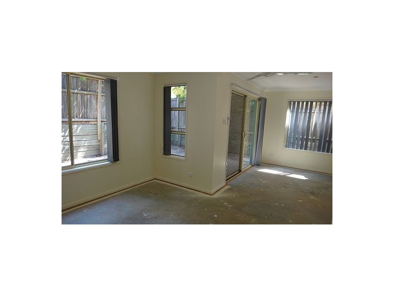 19/11 Oakmont Ave, Oxley QLD 4075