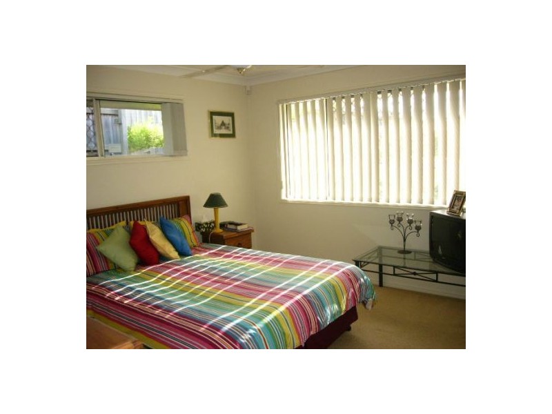 8 Buckingham Place, Eight Mile Plains QLD 4113