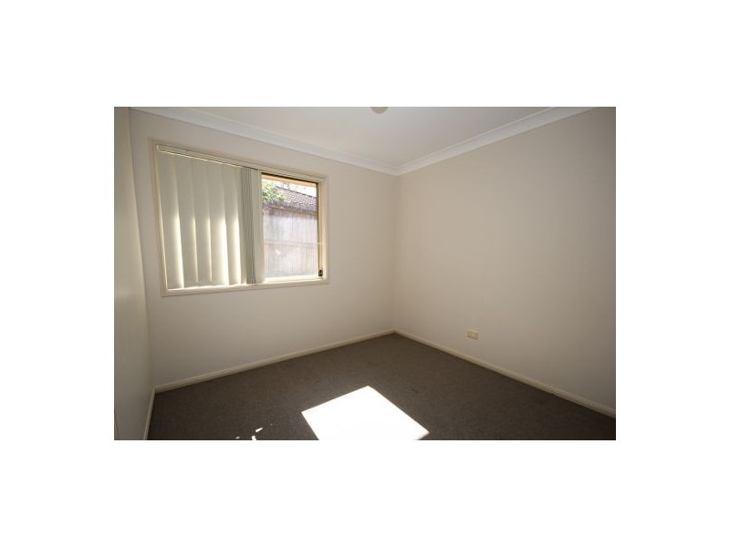 33 Highridge Road, Springfield QLD 4300