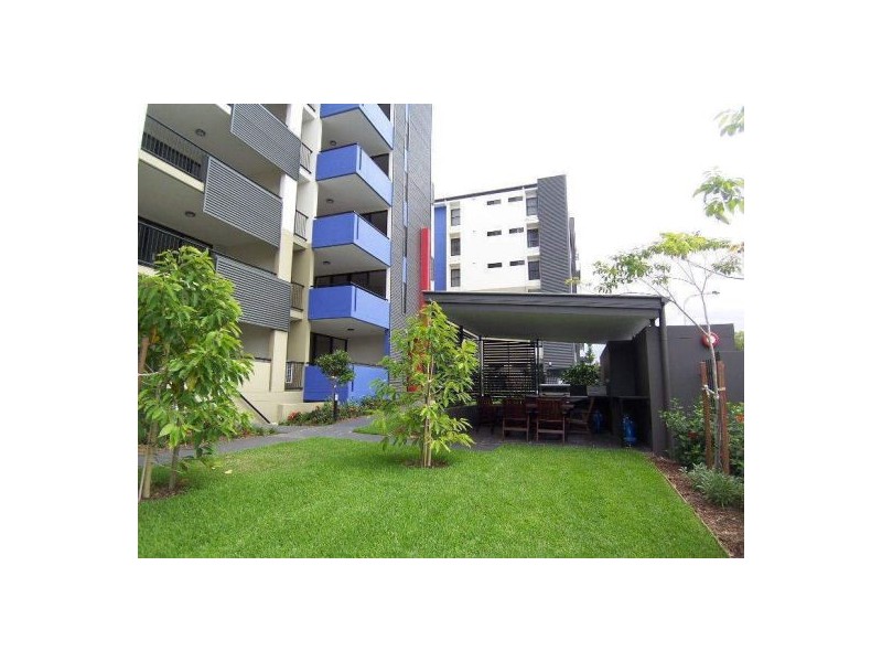 U7 / 2180 Logan Rd, Upper Mount Gravatt QLD 4122