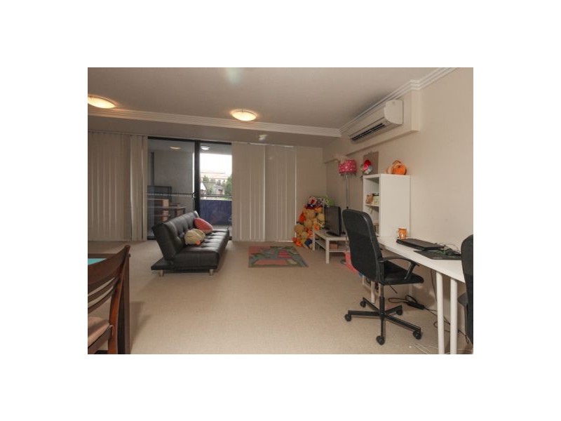 U7 / 2180 Logan Rd, Upper Mount Gravatt QLD 4122