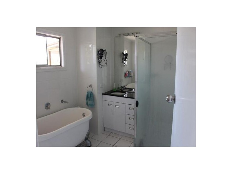 31 Brownie St, Jamboree Heights QLD 4074