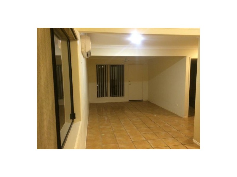 18 Pumice Street, Eight Mile Plains QLD 4113