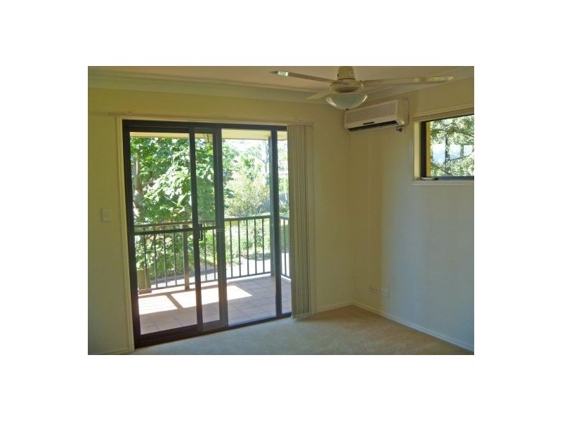 18 Pumice Street, Eight Mile Plains QLD 4113