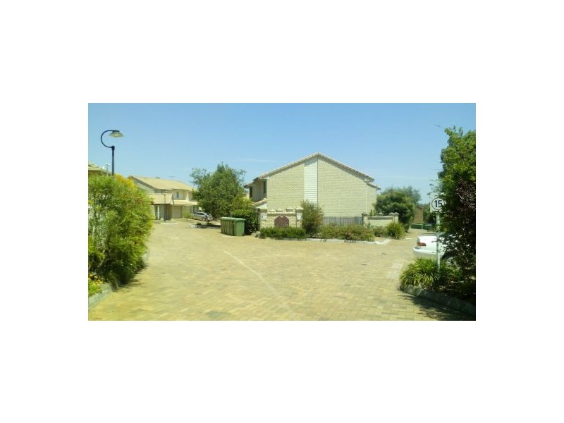 41./99 Barbaralla Drive, Springwood QLD 4127