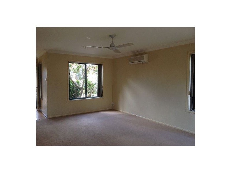 62/11 Oakmont Ave, Oxley QLD 4075