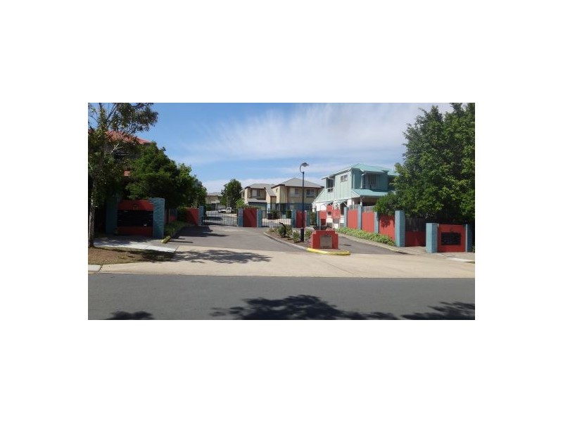 62/11 Oakmont Ave, Oxley QLD 4075