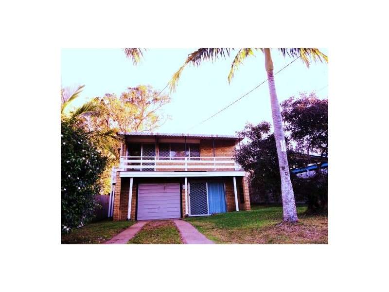 10 Wilfred St, Lota QLD 4179