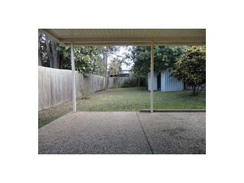 10 Wilfred St, Lota QLD 4179