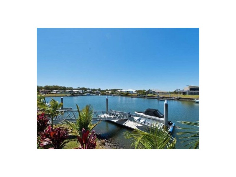 52 Buccaneer Way, Coomera Waters QLD 4209