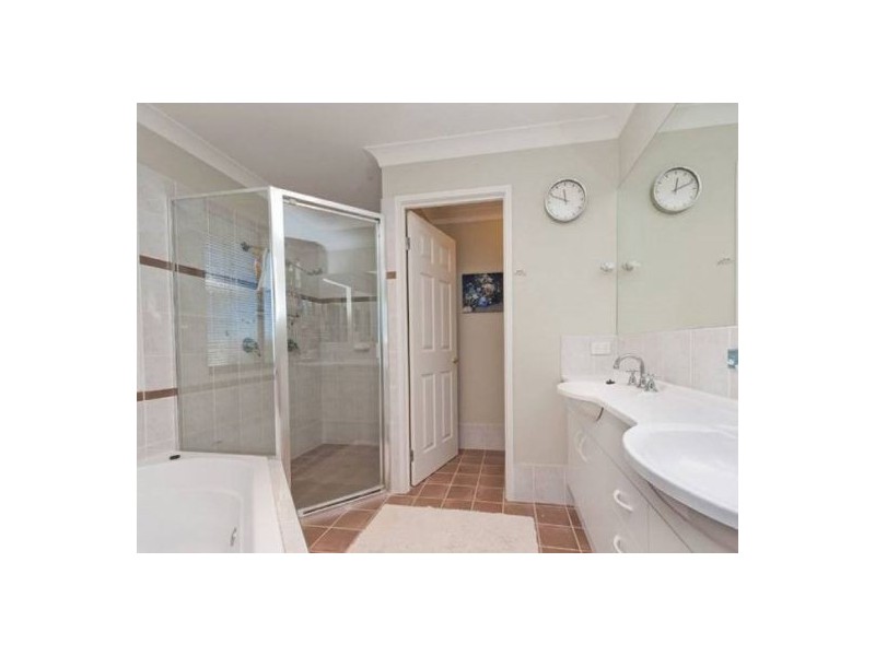 52 Buccaneer Way, Coomera Waters QLD 4209