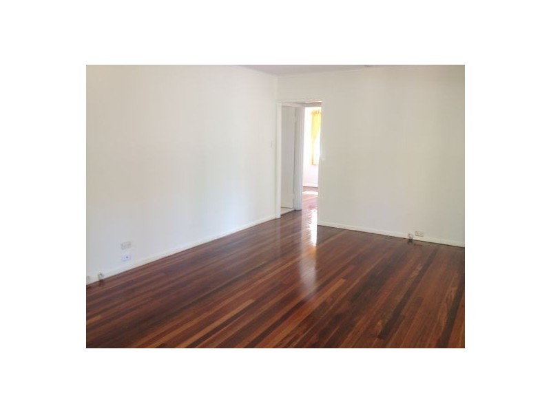 19 Blaxland Street, Woodridge QLD 4114