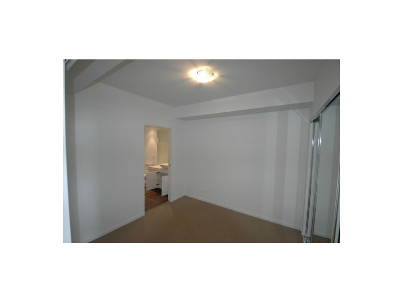 43 Harbour Town Drive, Biggera Waters QLD 4216