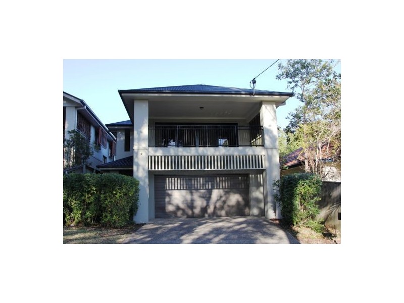 139a Carmody Road, St Lucia QLD 4067