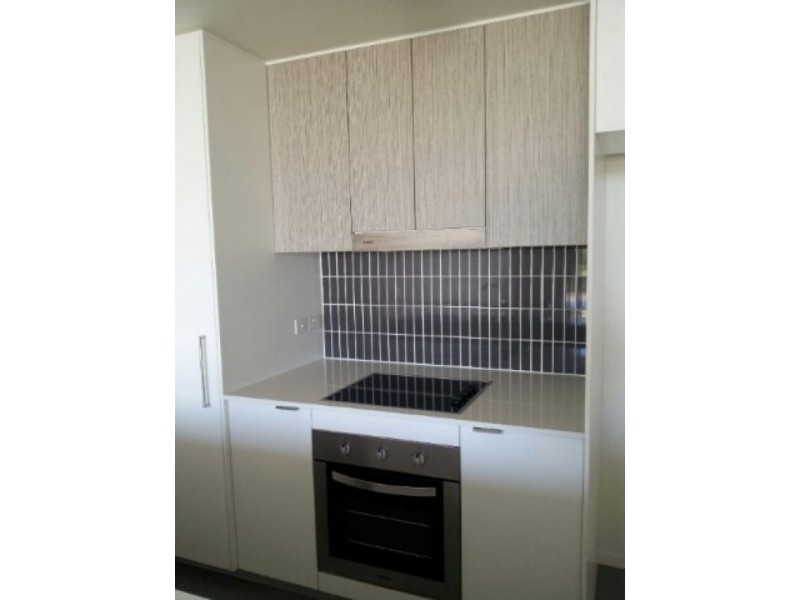 U18 66 Waldheim Street, Annerley QLD 4103