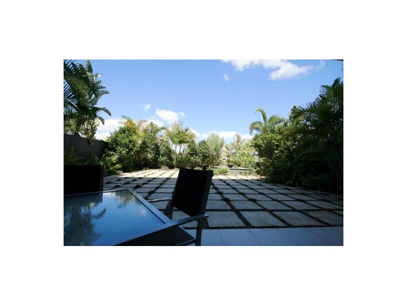 2 Activa Way, Hope Island QLD 4212