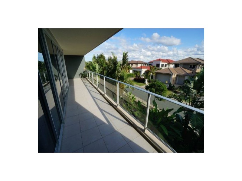 2 Activa Way, Hope Island QLD 4212