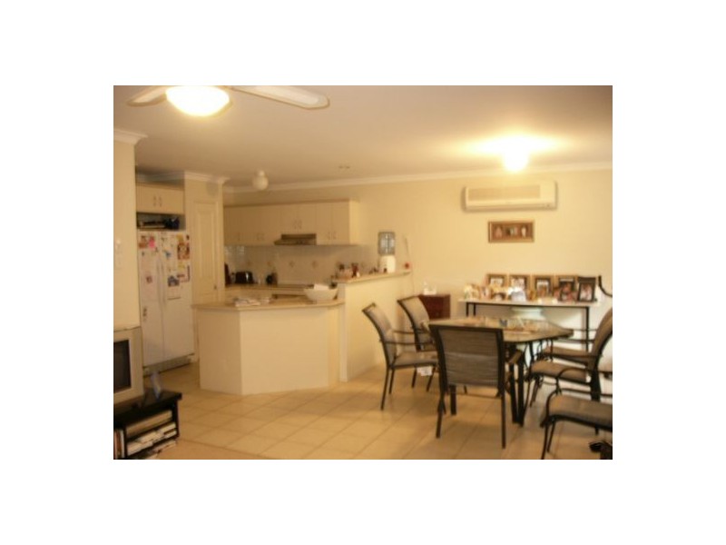 85 Manchester St, Eight Mile Plains QLD 4113