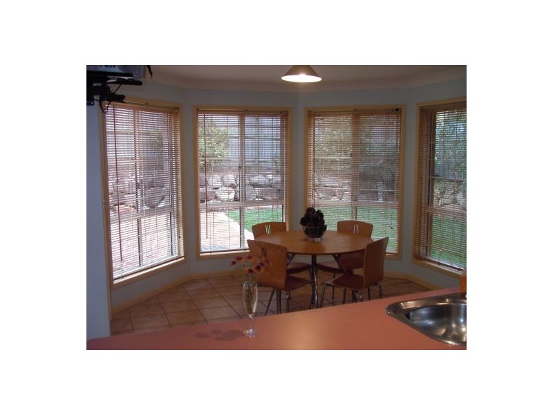 24 Irandi Street, Mansfield QLD 4122