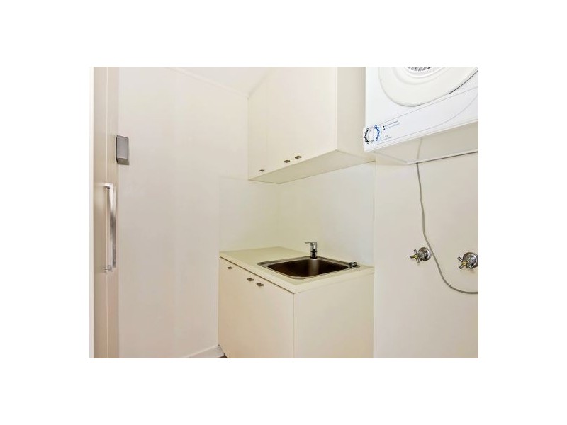 303/25 Dix Street, Redcliffe QLD 4020