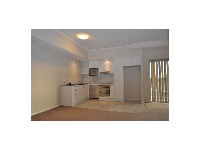 28/1 Mcnaughton Street, Redcliffe QLD 4020