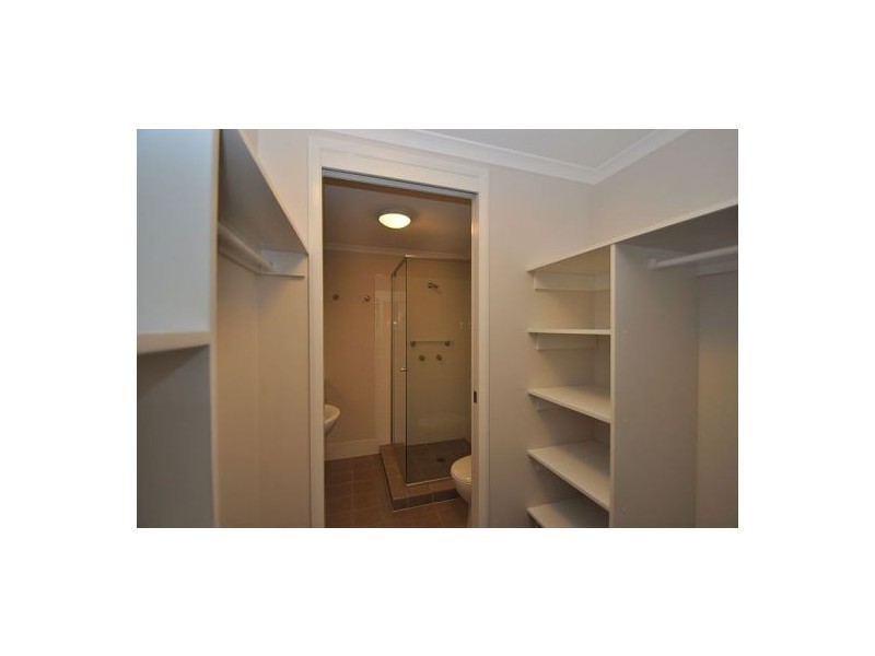 28/1 Mcnaughton Street, Redcliffe QLD 4020