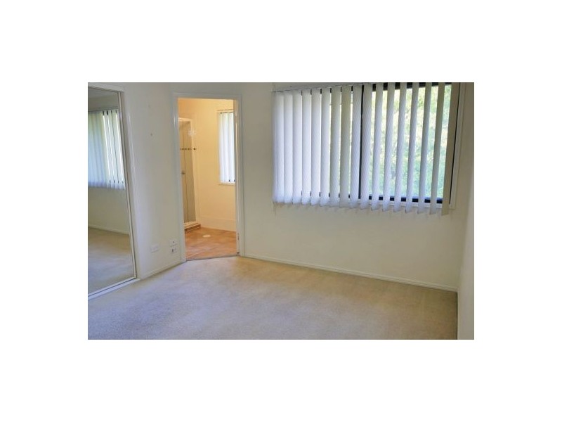 08 Buckingham Place, Eight Mile Plains QLD 4113