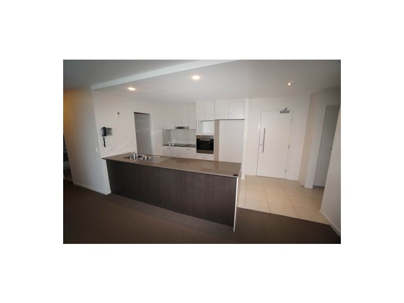 2 Activa Way, Hope Island QLD 4212