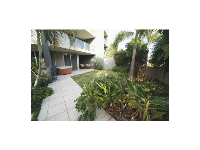 2 Activa Way, Hope Island QLD 4212