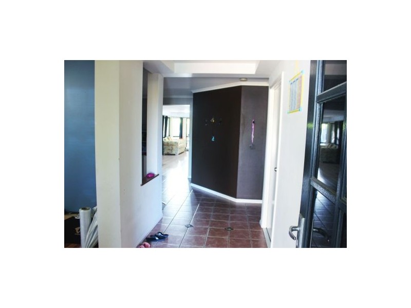 1 Kew Close, Forest Lake QLD 4078