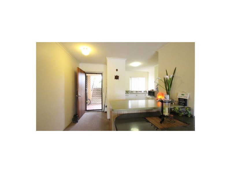 U27 / 22 Barbet Place, Burleigh Waters QLD 4220
