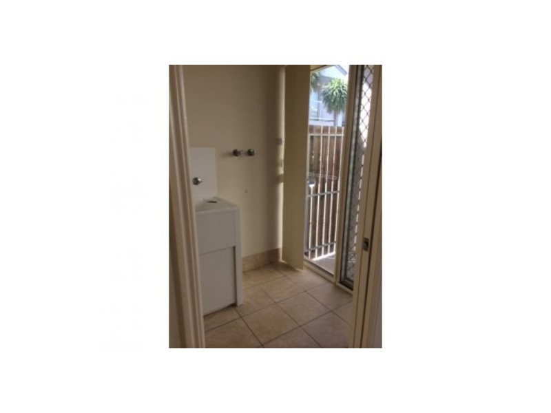 28/11 Pryanees Street, Calamvale QLD 4116