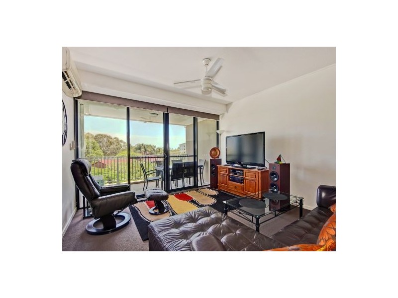 304/25 Dix street, Redcliffe QLD 4020