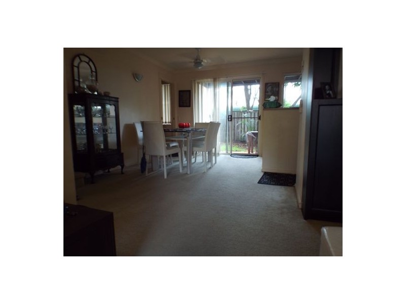 U32 / 1 Warbler parade, Varsity Lakes QLD 4227