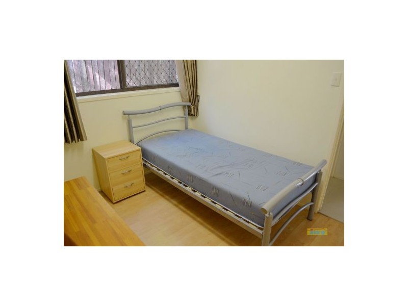 404 Warrigal Road, Eight Mile Plains QLD 4113