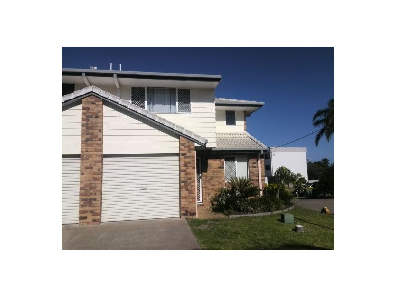 unit 27 /20 Huth Street, Labrador QLD 4215