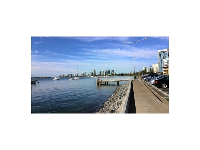 unit 27 /20 Huth Street, Labrador QLD 4215