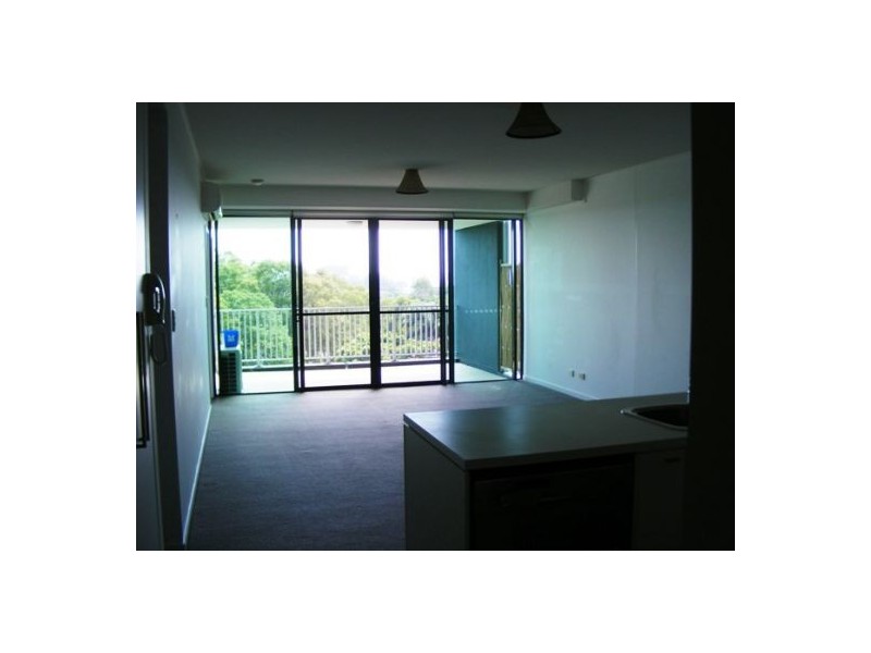 Unit 402/25 Dix Street, Redcliffe QLD 4020