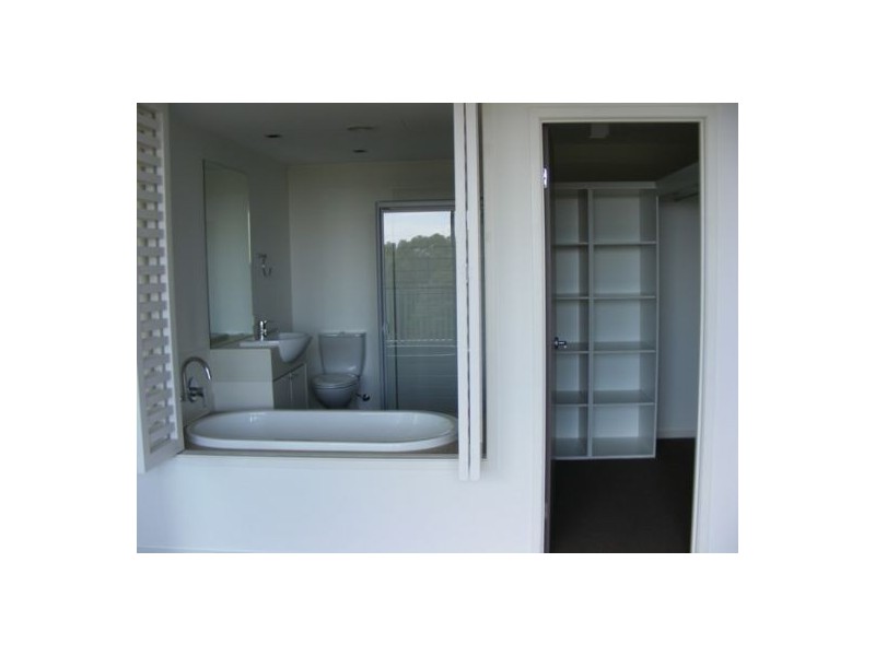 Unit 402/25 Dix Street, Redcliffe QLD 4020