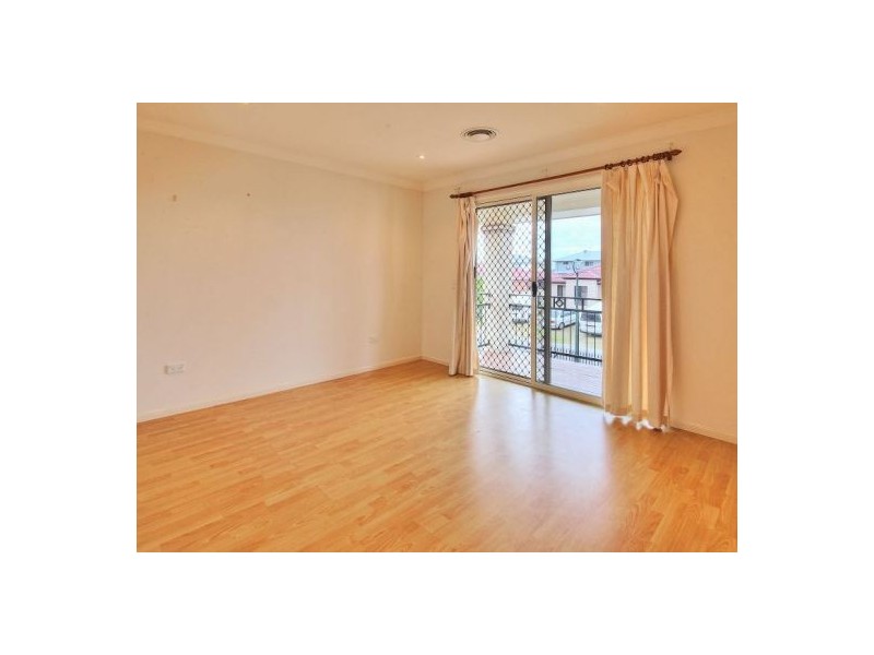 16 Cornell CL, Regents Park QLD 4118