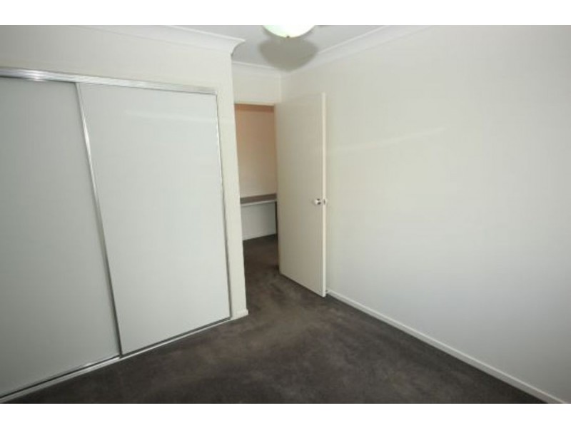 Durack QLD 4077