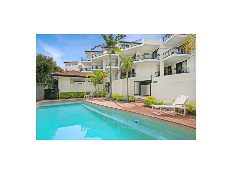 452 452 marine parade, Biggera Waters QLD 4216