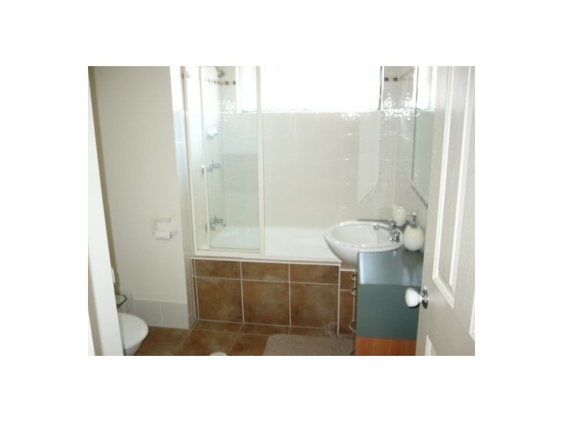 8 Buckingham Place, Eight Mile Plains QLD 4113