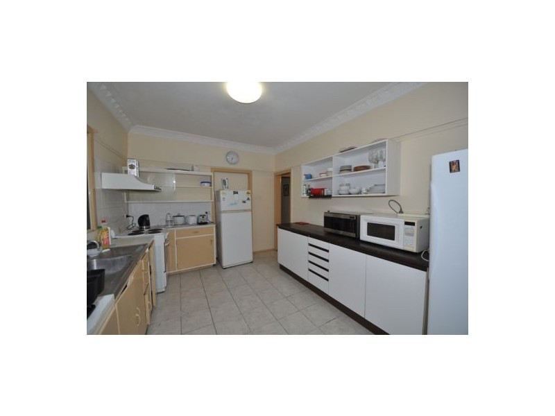20 Oxford Tce, Taringa QLD 4068