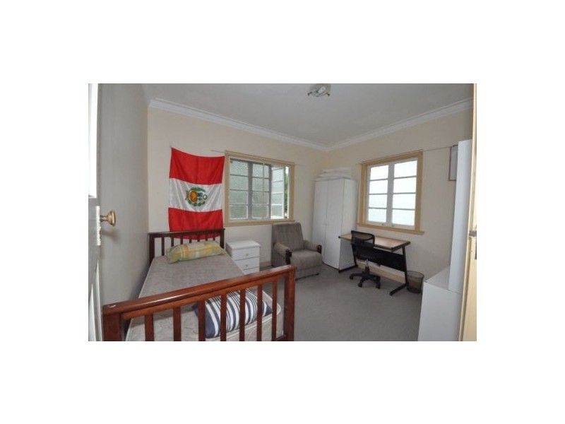 20 Oxford Tce, Taringa QLD 4068