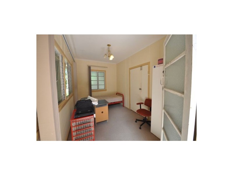 20 Oxford Tce, Taringa QLD 4068