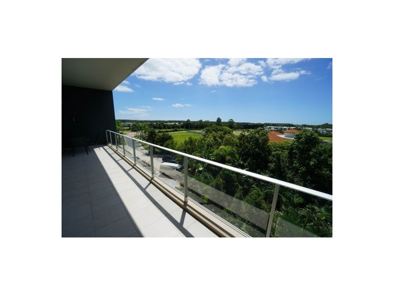 2 Activa Way, Hope Island QLD 4212