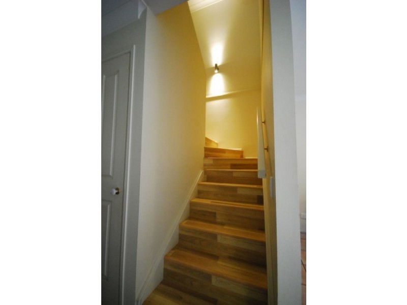 8 Manor Street, Eight Mile Plains QLD 4113